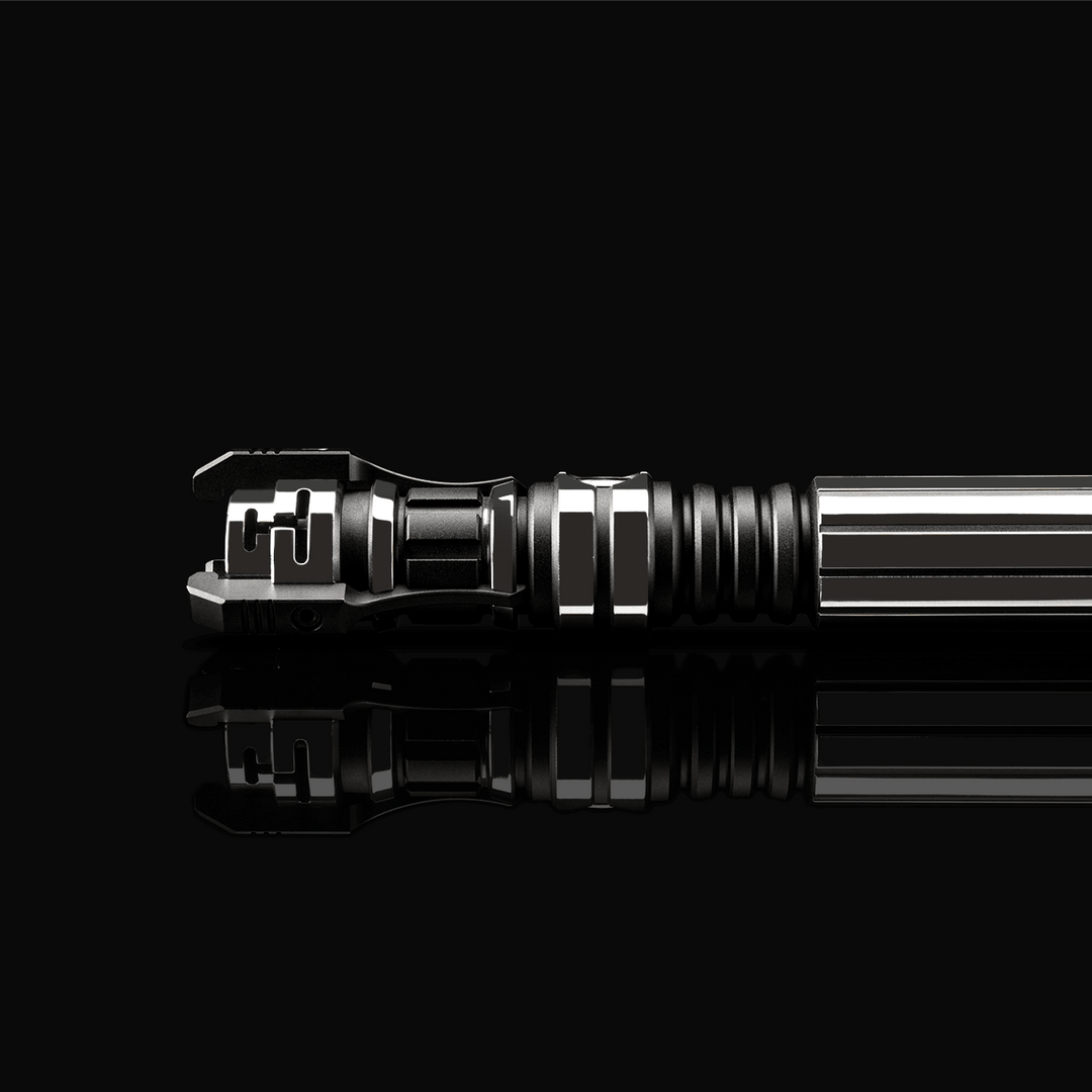 Neo Reaver (Mirrored Silver Black) – Neopixel Lightsaber | Sabertrio